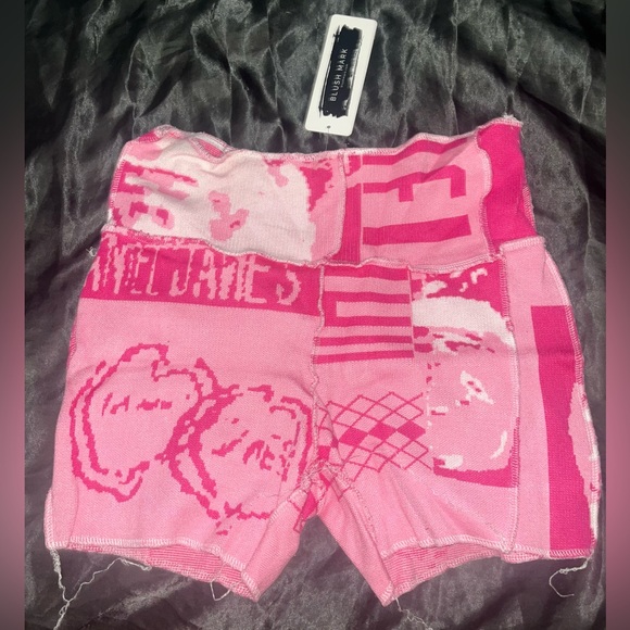 Blushmark shorts - Picture 2 of 2